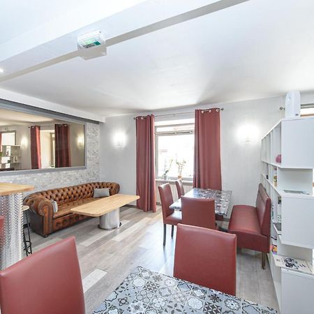 Hotel Des Voyageurs Pont-de-Roide Bagian luar foto